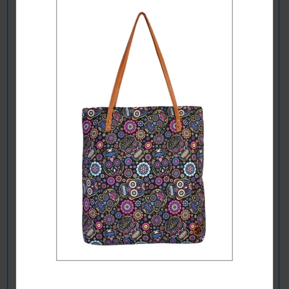 Handbags - 2/$18 OR 3/$26😍Sugar Skull Print Tote